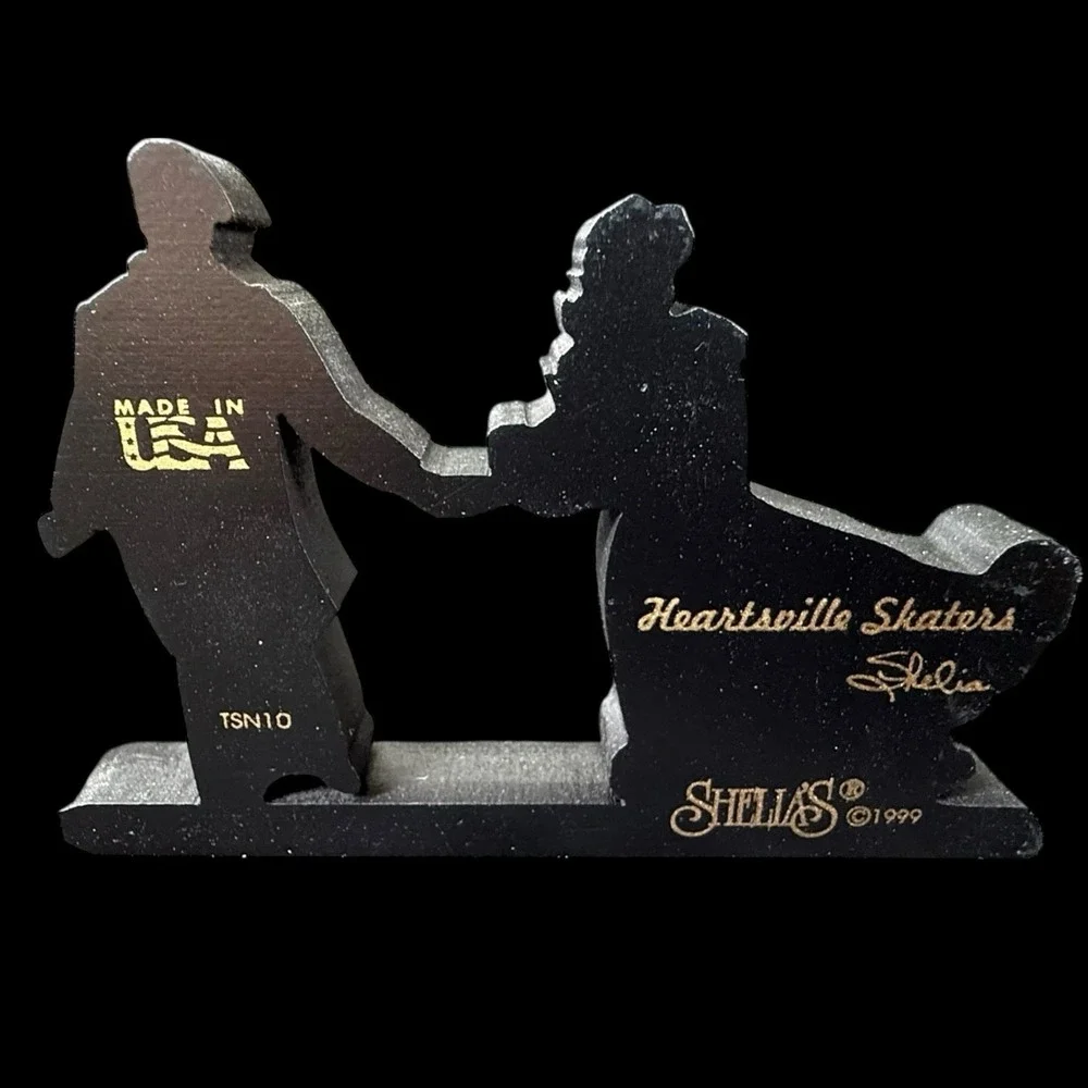 Heartsville Skaters Shelia's Shelf Sitter 1999 with box‎
